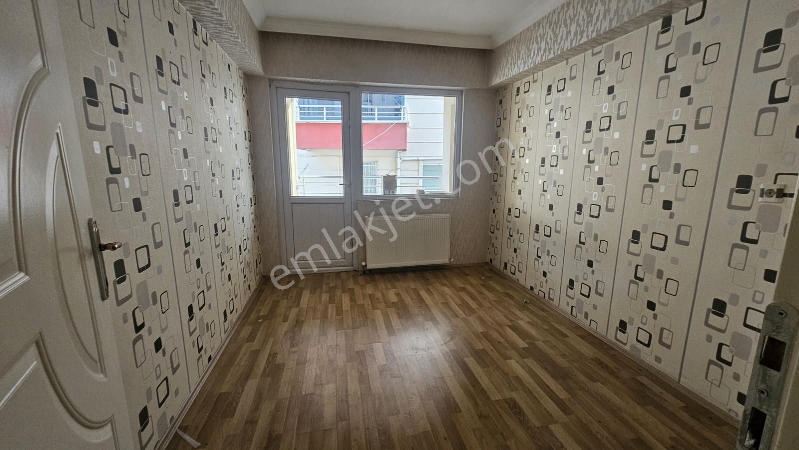 Etimesgut Süvari'de Y.giriş 2+1 90m2 Yapılı Temiz Kiralık Daire - Görsel 4