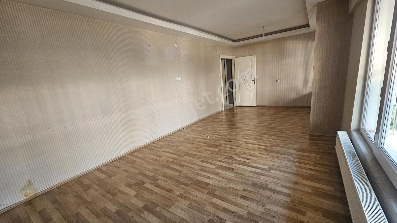 Etimesgut Süvari'de Y.giriş 2+1 90m2 Yapılı Temiz Kiralık Daire - Görsel 5