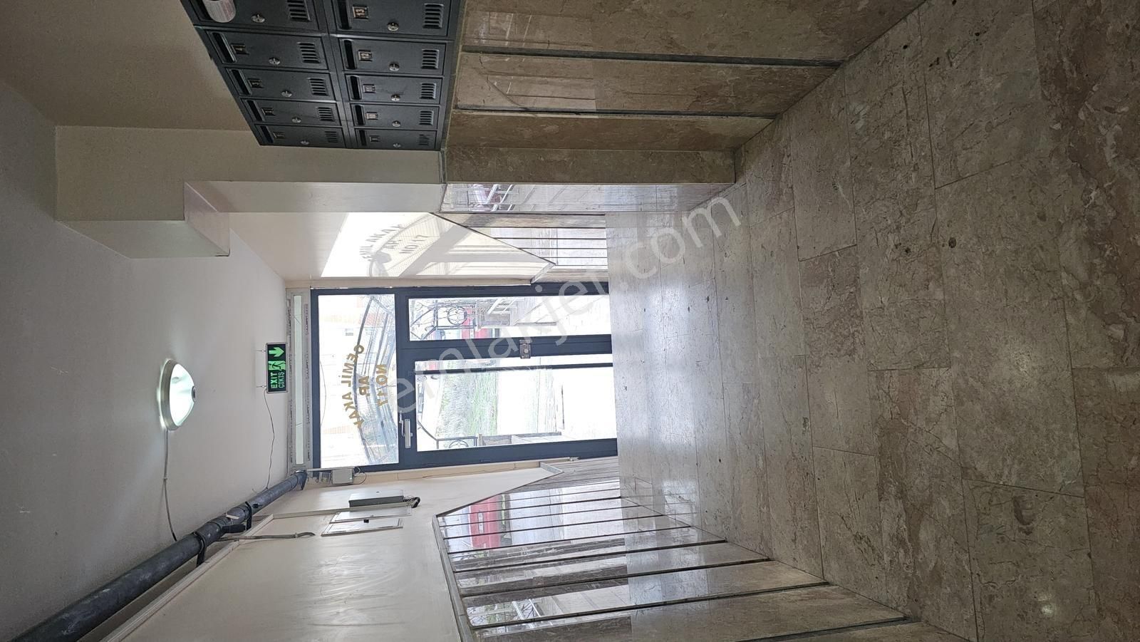 Etimesgut Süvari'de Y.giriş 2+1 90m2 Yapılı Temiz Kiralık Daire - Görsel 18