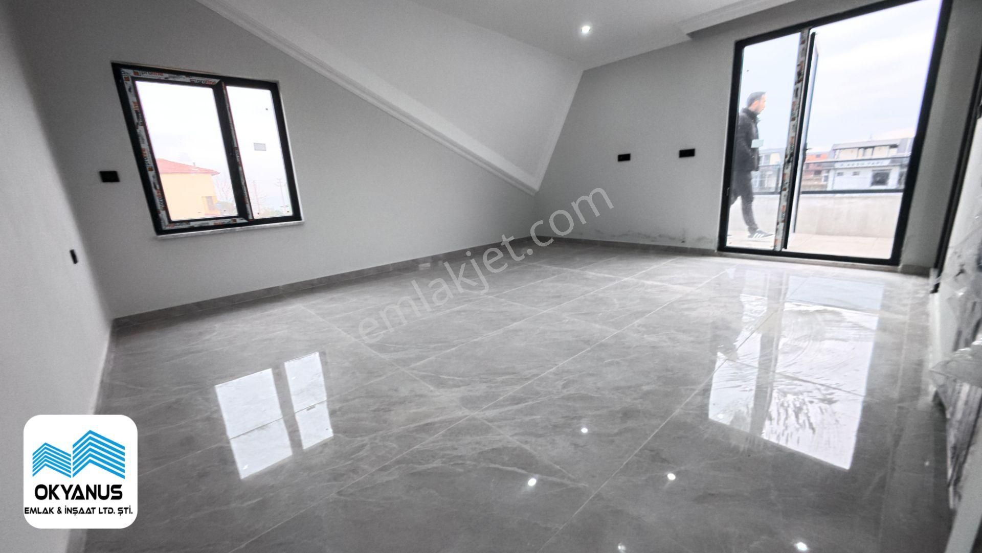 Sakarya Kocaali'de Geniş Bahçeli Oturuma Hazır 4+1 Modern Villa - Görsel 24