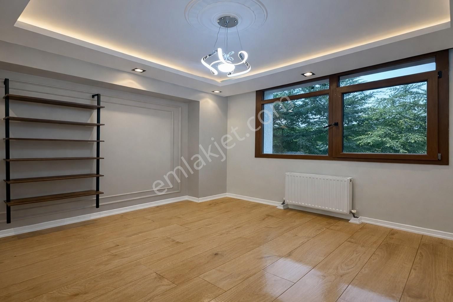 Geniş Metrekareli, Müstakil Bahçeli 2+1- Aile Apartman Konforu! - Görsel 4