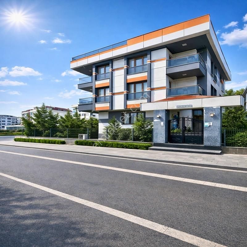 Geniş Metrekareli, Müstakil Bahçeli 2+1- Aile Apartman Konforu!