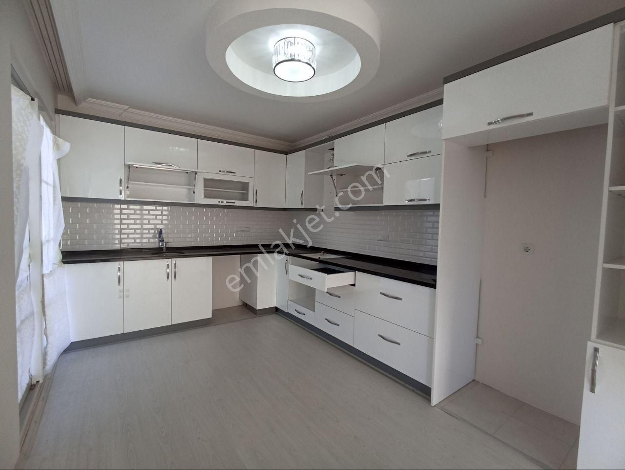 Fethiye Cami Mahallesi 3+1 150 M2 Müstakil Girişli Dublex Daire - Görsel 16