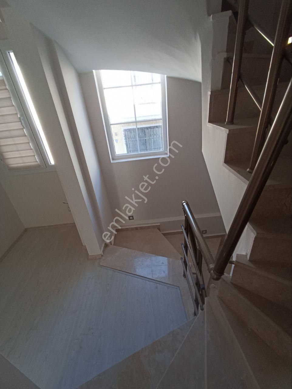 Fethiye Cami Mahallesi 3+1 150 M2 Müstakil Girişli Dublex Daire - Görsel 23