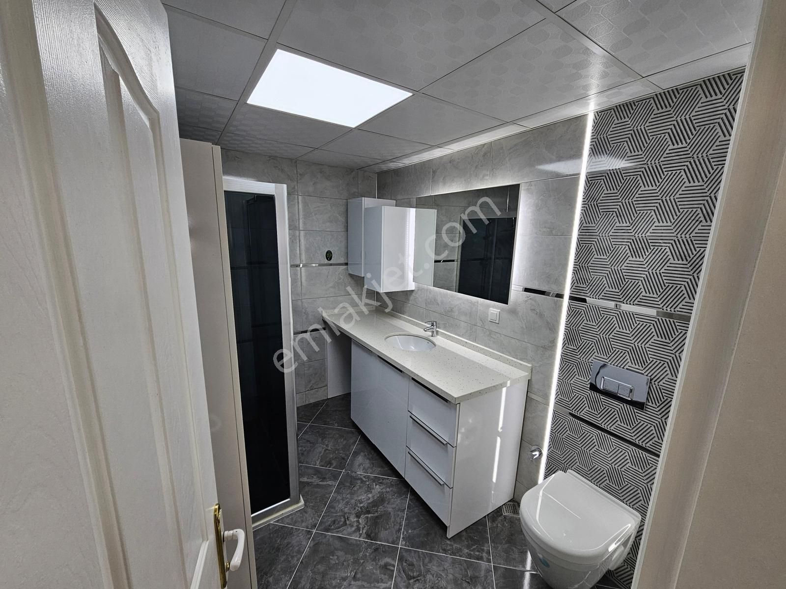 İzmirpark Avm Egepol Yakını Satılık 3+1 Doğalgazlı+asansörlü - Görsel 5