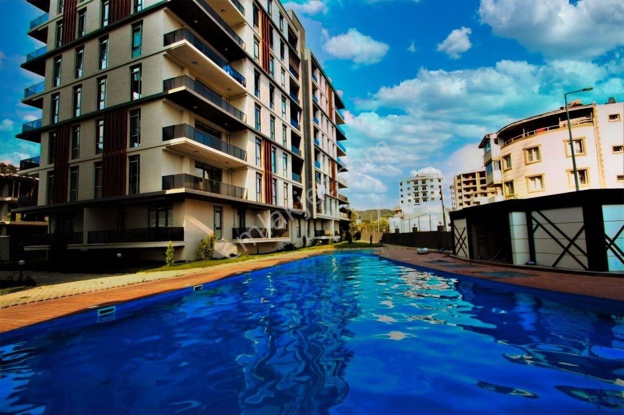 ▓karabuluttan▓kadıköy'de Ayrıcalıklı Yaşam & Havuzlu Ultralüx 3+1 Satılık Daire