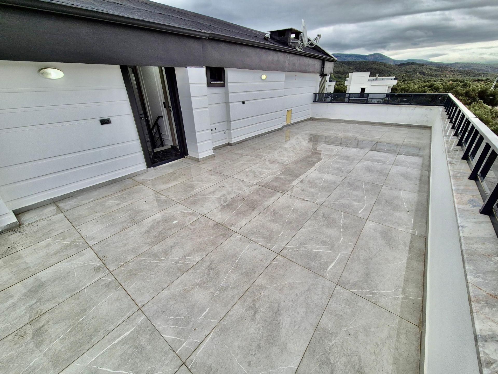 ▓karabuluttan▓yatırım & Doğanın İçindeki Huzurlu Yaşam 5+1 Villa - Görsel 11