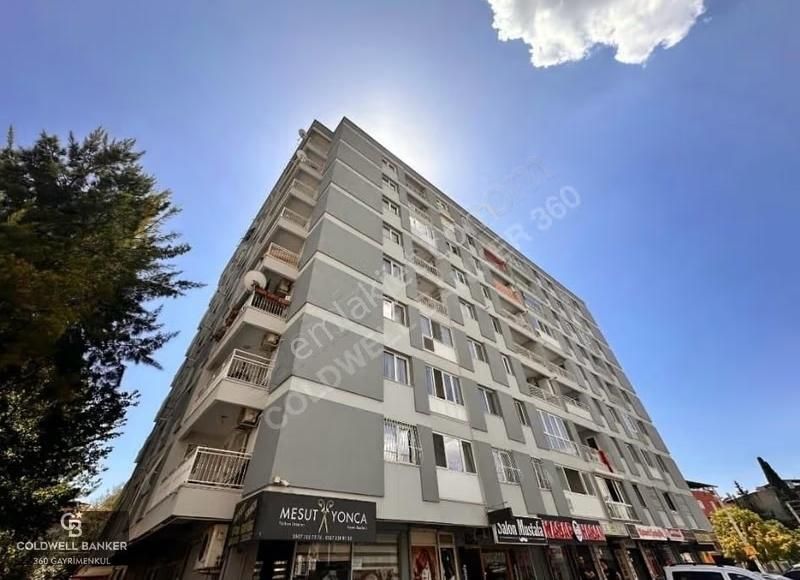 Bayraklı Manavkuyu'da Merkezi Konumda 3+1 Daire