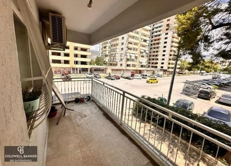 Bayraklı Manavkuyu'da Merkezi Konumda 3+1 Daire - Görsel 12