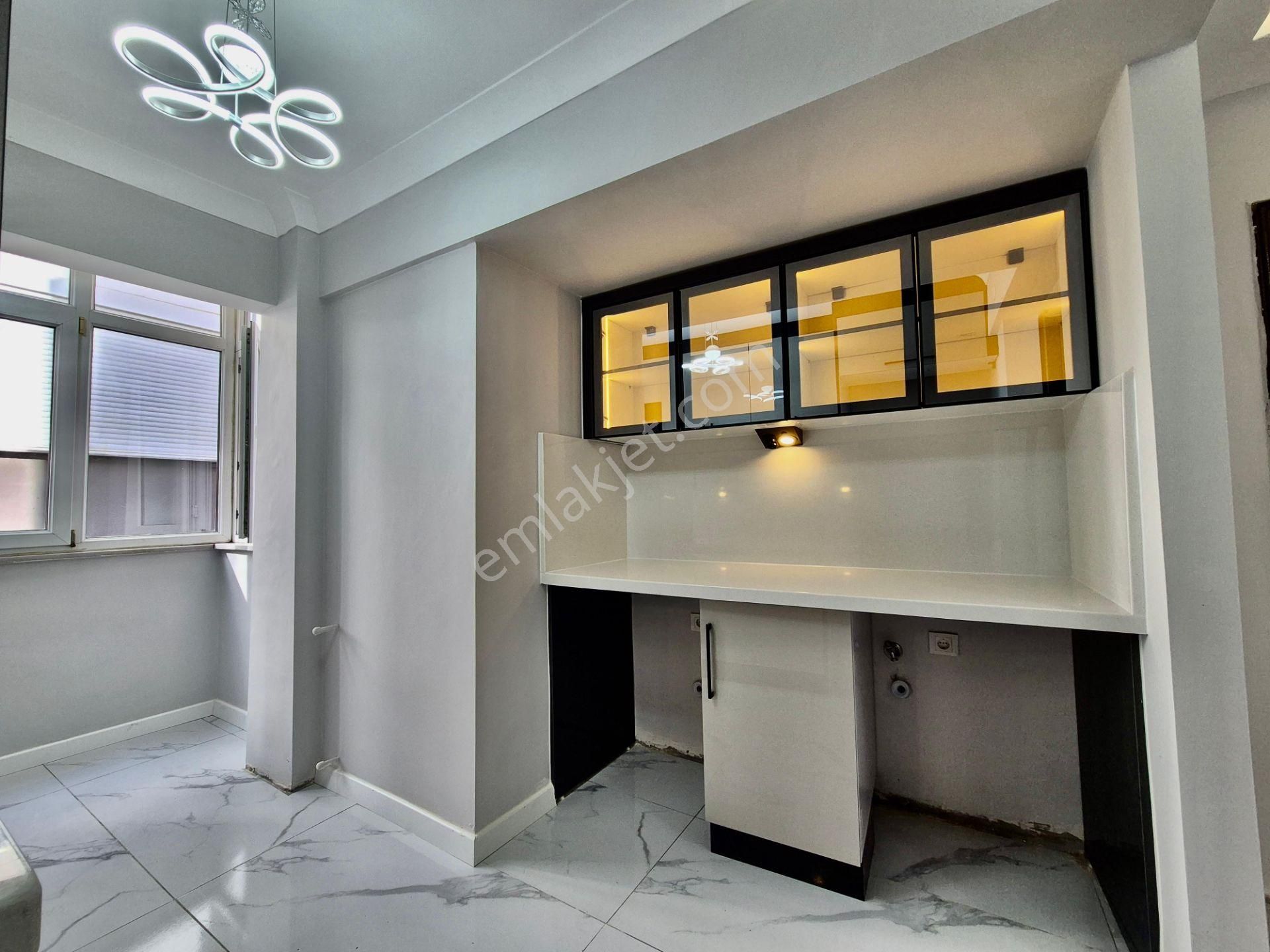 ▓karabuluttan▓akçay'da Denize 300mt & Bahçeli Ultralüx 2+1 Satılık Daire - Görsel 15