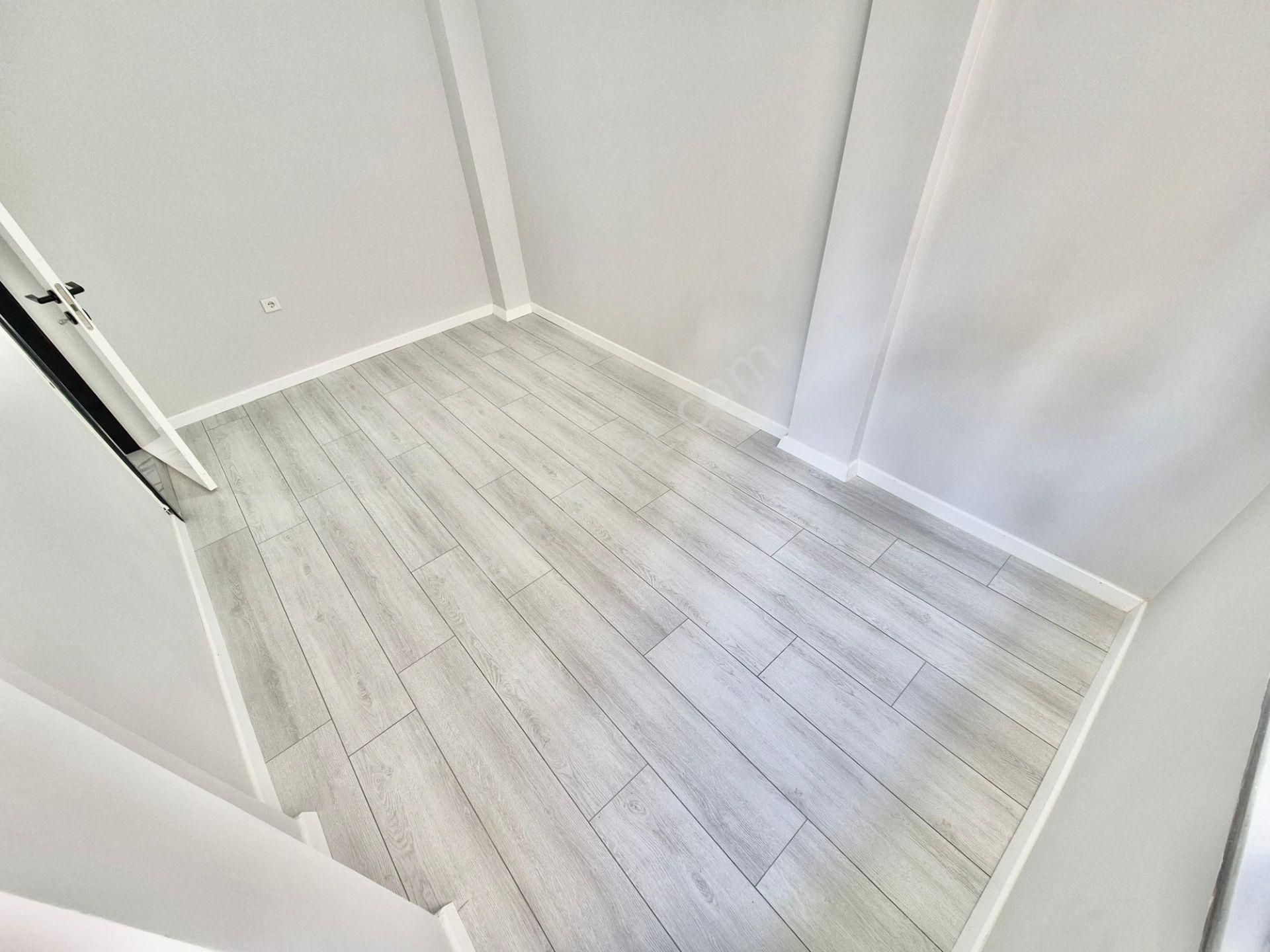 ▓karabuluttan▓akçay'da Denize 300mt & Bahçeli Ultralüx 2+1 Satılık Daire - Görsel 9