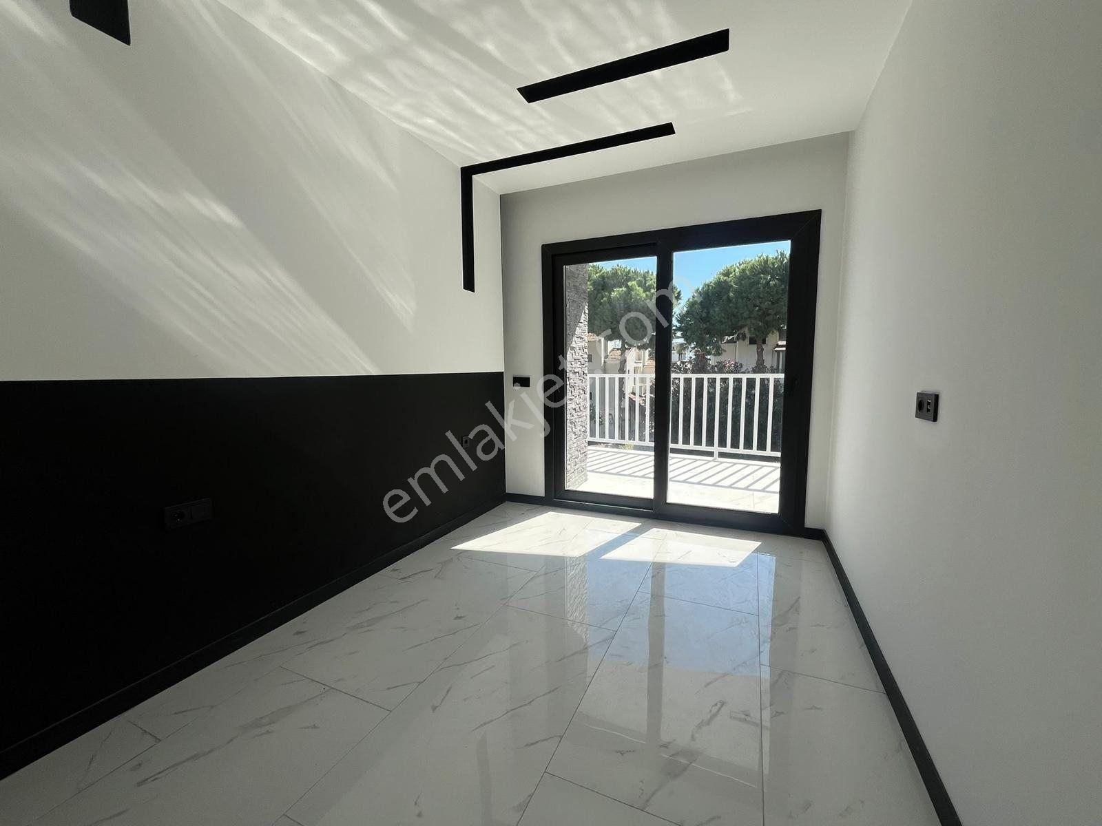 Kadınlar Denizi Mh. Denize Yakın Sıfır 4+1 Havuzlu Müstakil - Görsel 23