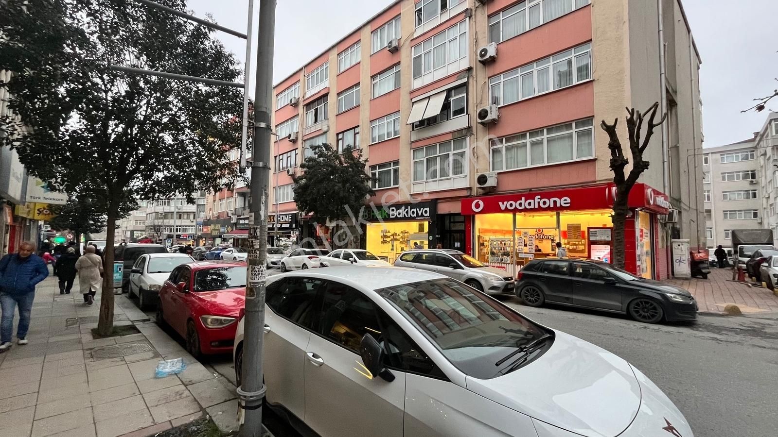 Alt Mermer Caddesinde Tabela Değeri Yüksek 50 M2 Köşe Dükkan - Görsel 4