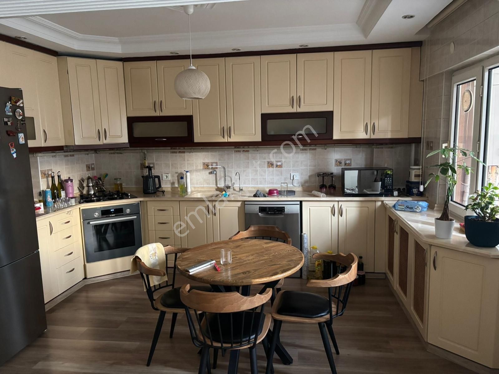 İstiklal’de Masrafsız Muhteşem Daire!!