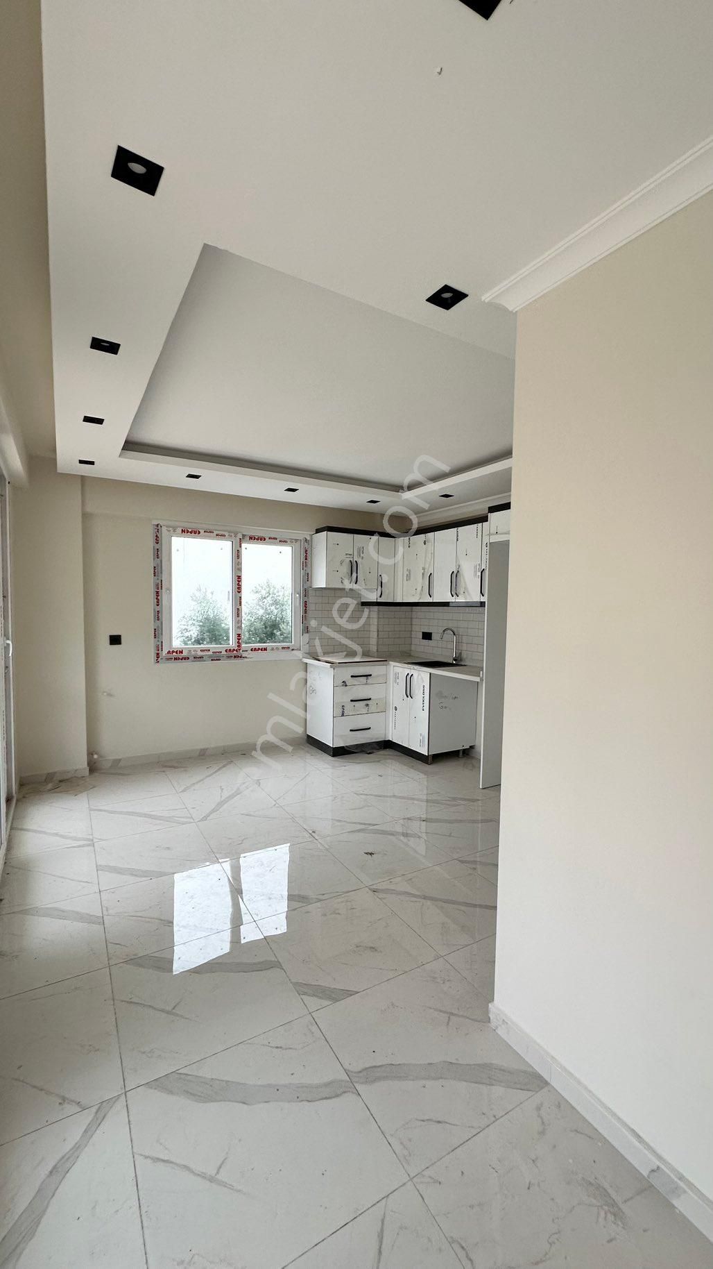 Didim Cumhuriyet Mahallesinde Merkezde Yüksek Giriş Asansörlü 2+1 Daire - Görsel 12