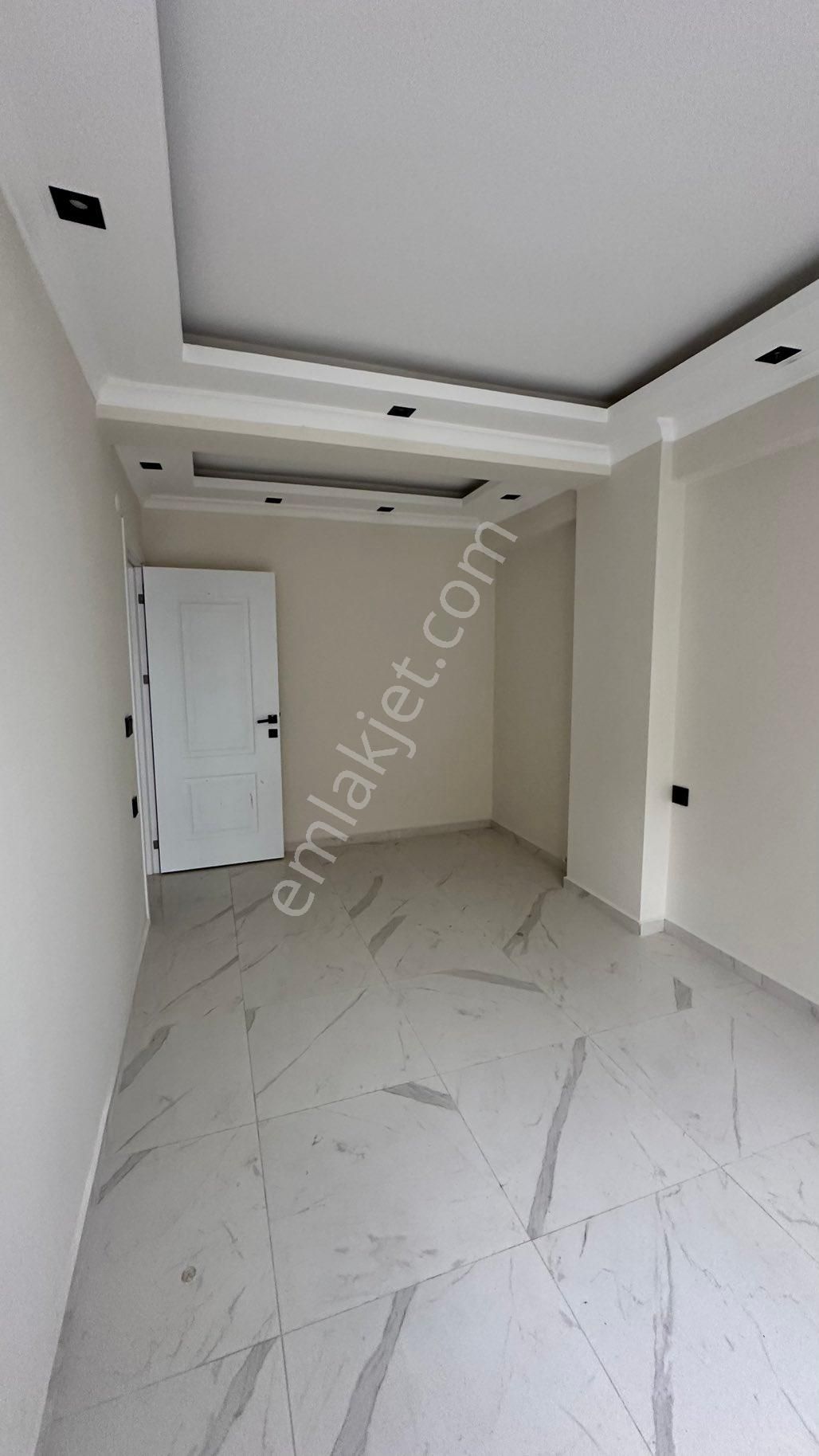 Didim Cumhuriyet Mahallesinde Merkezde Yüksek Giriş Asansörlü 2+1 Daire - Görsel 24