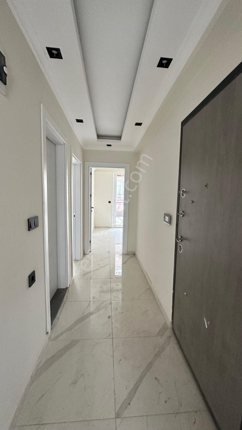 Didim Cumhuriyet Mahallesinde Merkezde Yüksek Giriş Asansörlü 2+1 Daire - Görsel 15