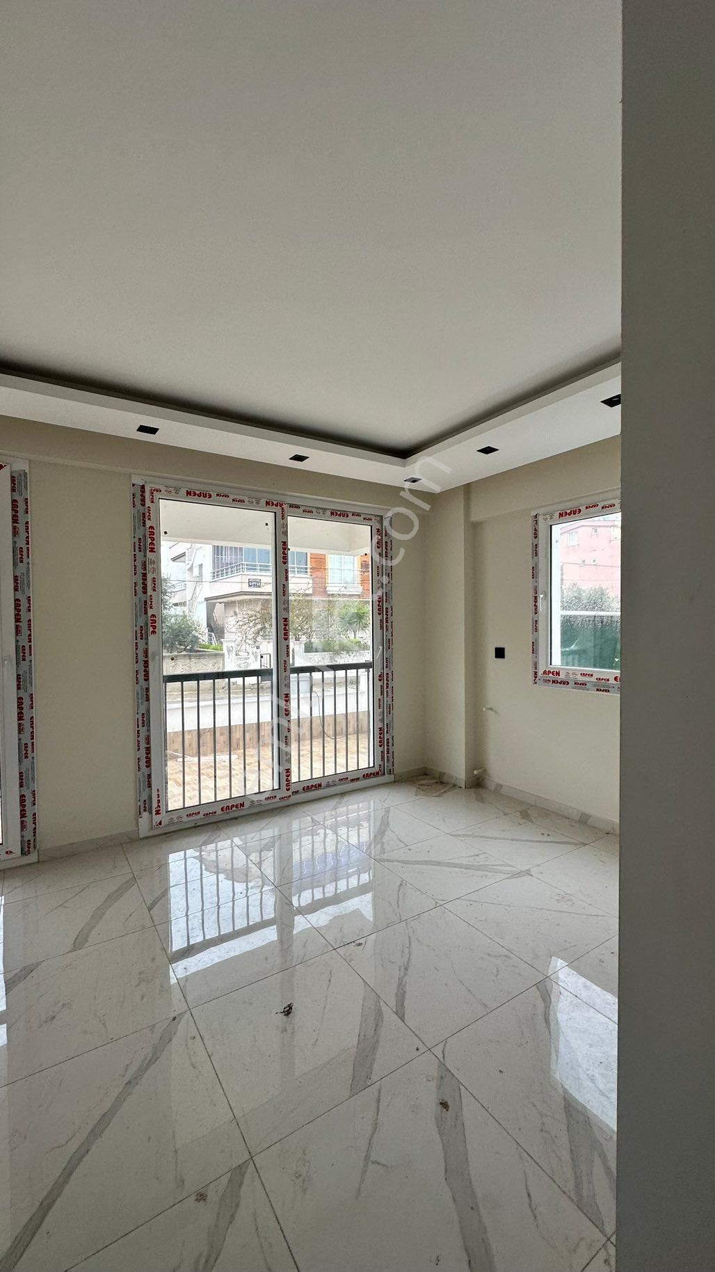 Didim Cumhuriyet Mahallesinde Merkezde Yüksek Giriş Asansörlü 2+1 Daire - Görsel 13