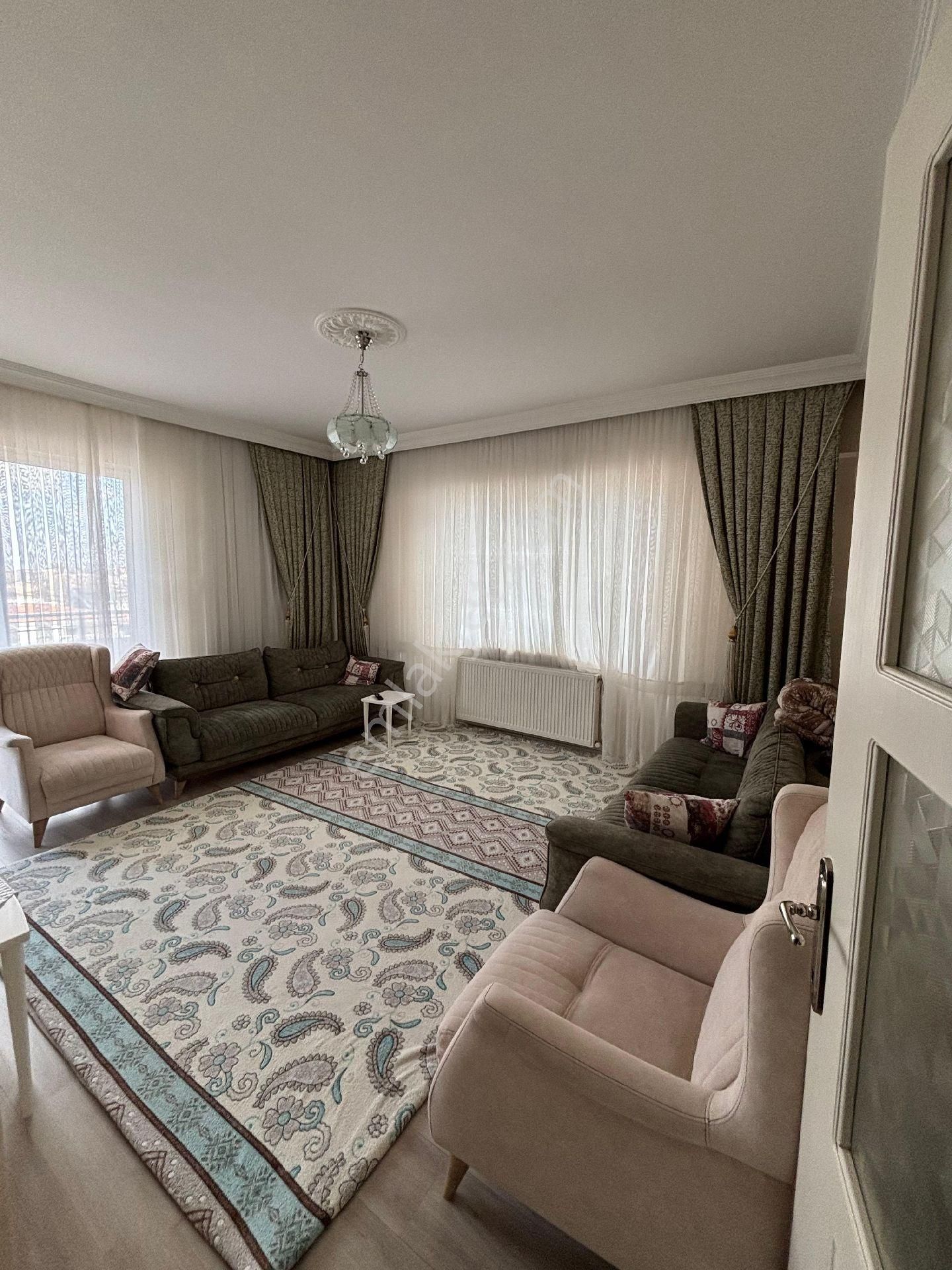 Nuray Gayrimenkulden Ertuğrulgazide Satılık Geniş 2