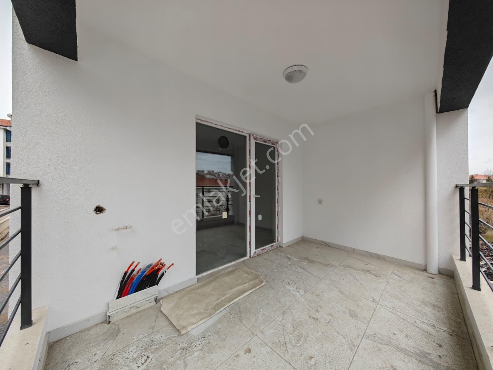 Bostancık Cad. Yakını Sıfır Binada Ara Kat Satılık 3+1 Daire !!! - Görsel 22
