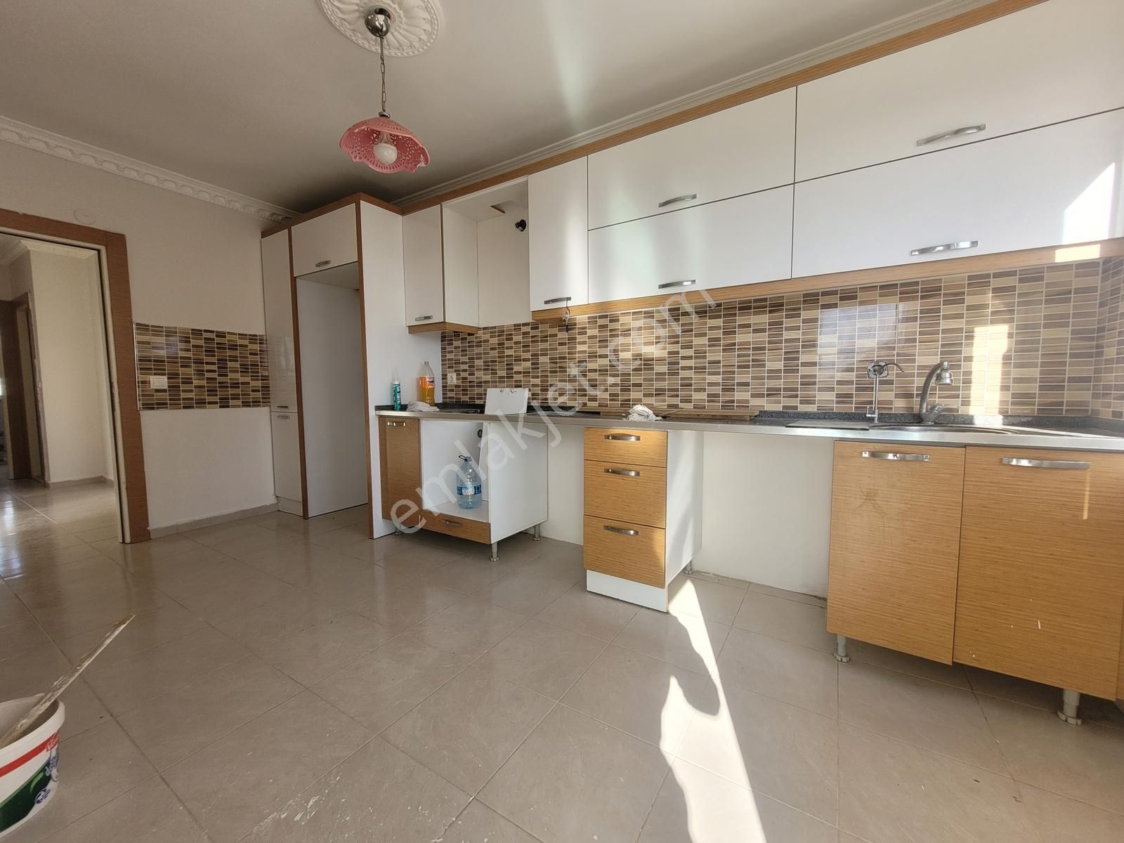 07 Başer'den Göçerler'de Kiralık 2+1 95 M2 Asansörlü Daire