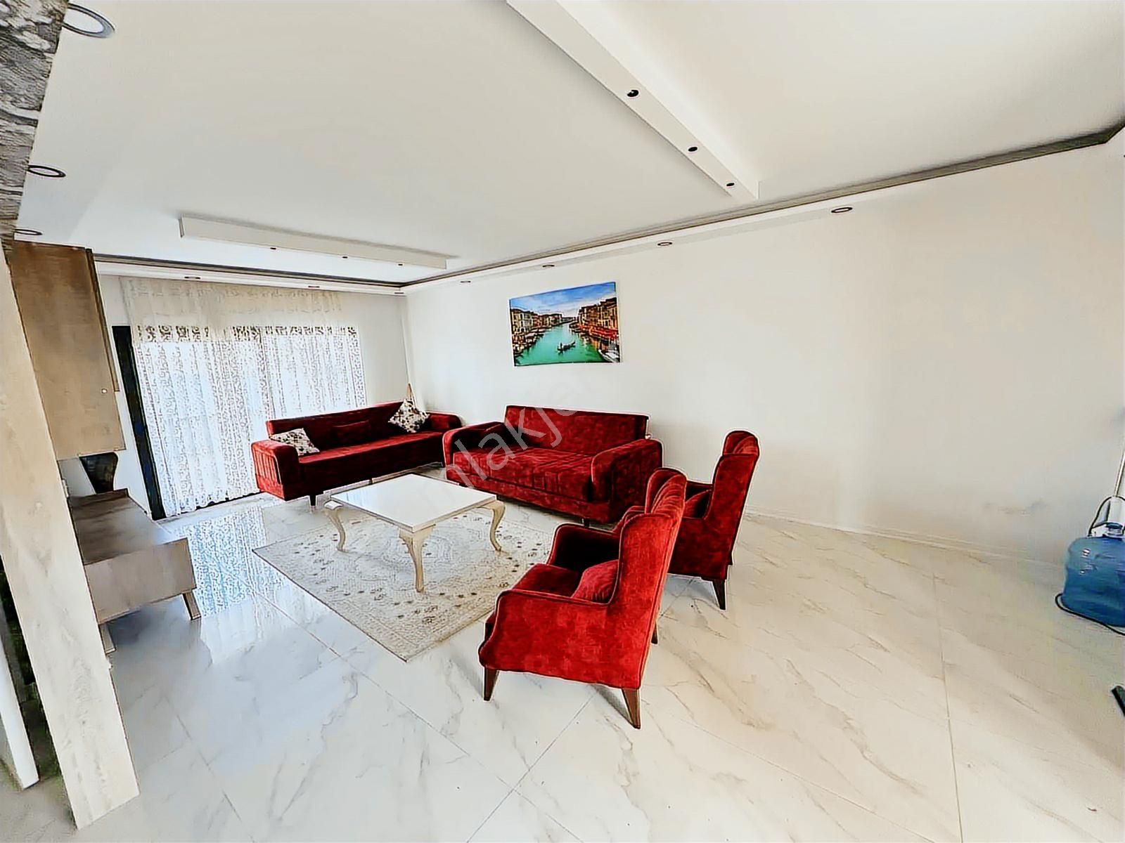 Kuşadası Güzelçamlı Da Deniz Manzaralı Triplex Eşyalı Villa - Görsel 7