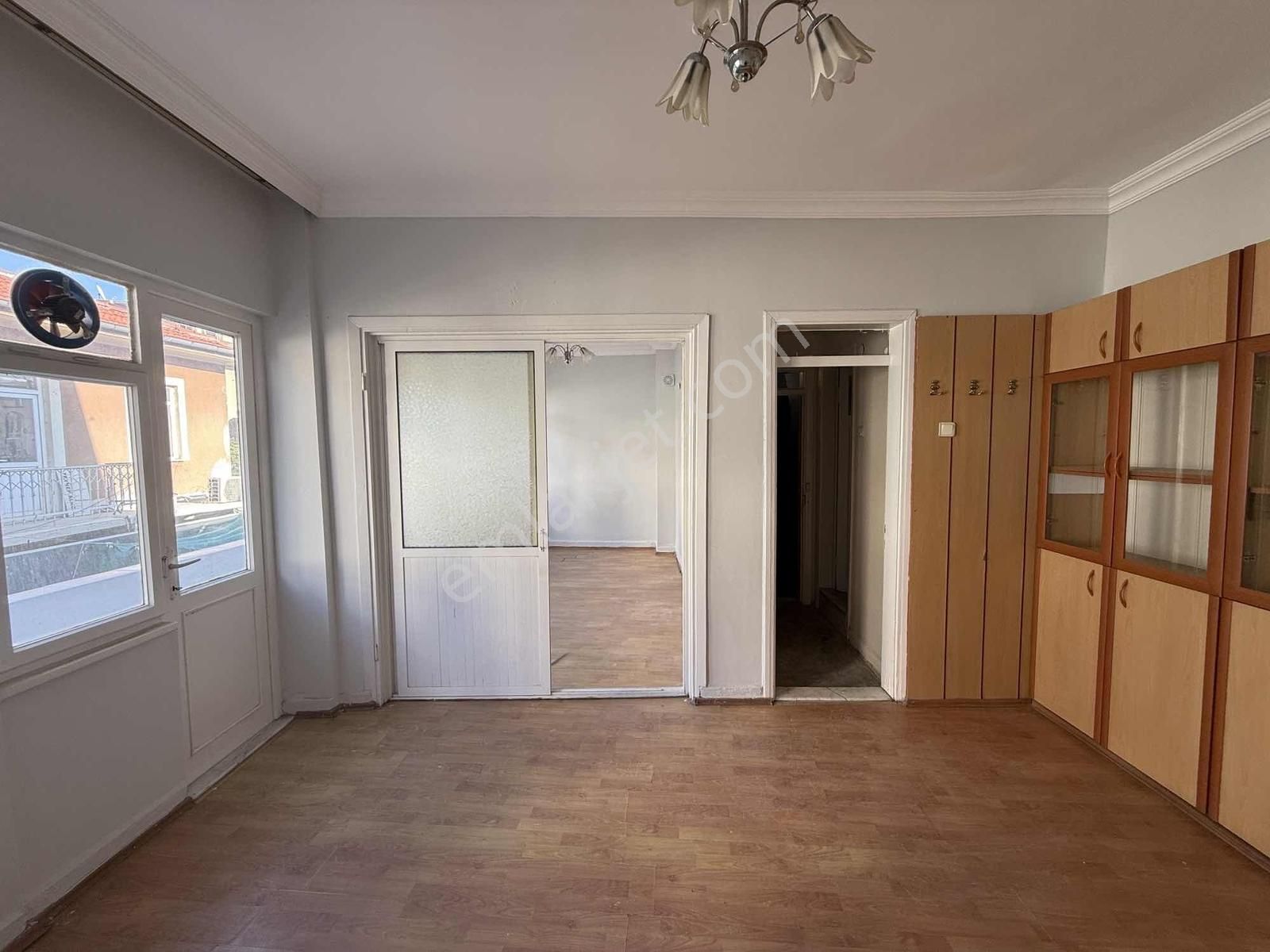 Pinokyo'dan 1.noter Karşısı Kiralık 1+1 Balkonlu Ofis Katı - Görsel 8