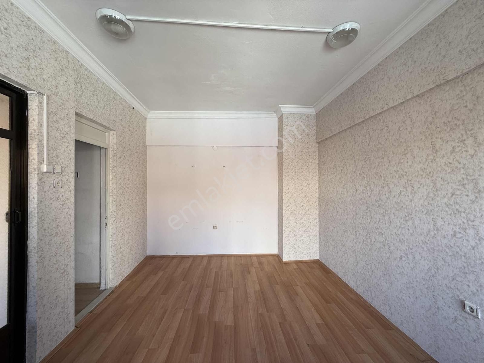 Pinokyo'dan 1.noter Karşısı Kiralık 1+1 Balkonlu Ofis Katı - Görsel 5