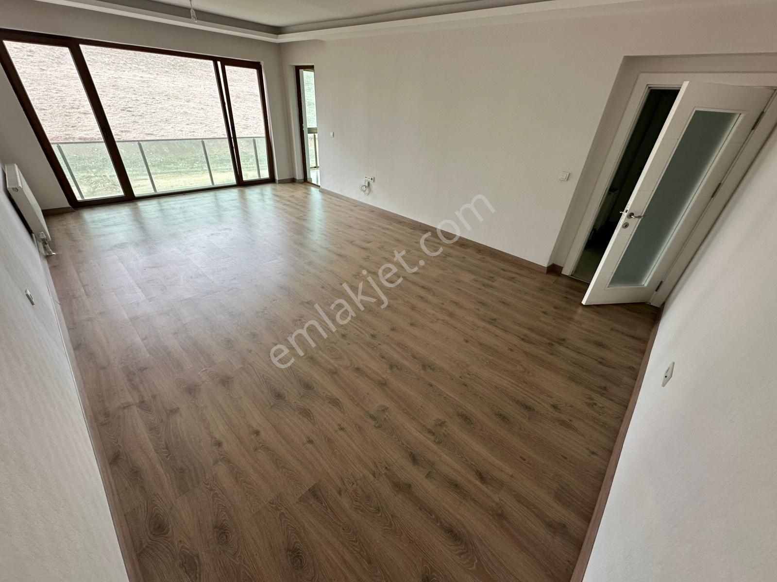 Koza Emlak'tan Törekent Mahalesinde Site İçinde Ara Katta Ebevyn Banyolu 4+1 Satılık Daire - Görsel 5