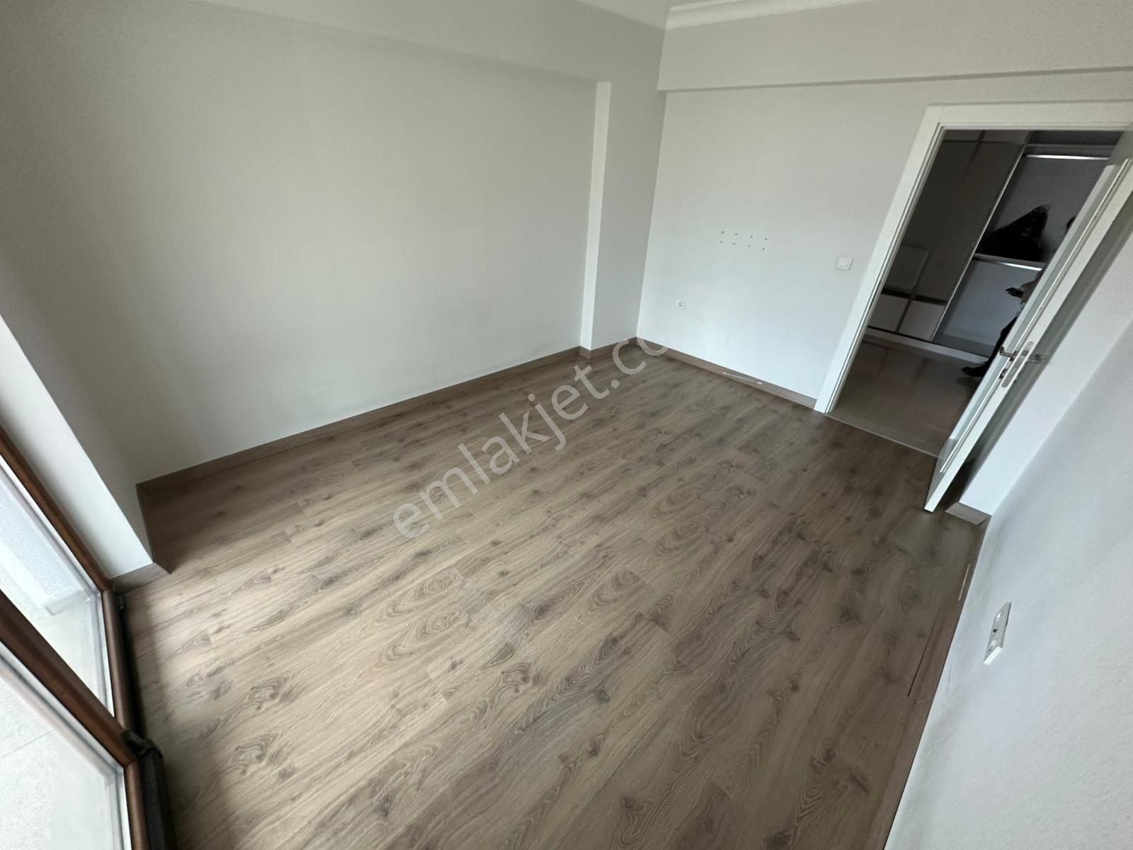 Koza Emlak'tan Törekent Mahalesinde Site İçinde Ara Katta Ebevyn Banyolu 4+1 Satılık Daire - Görsel 19