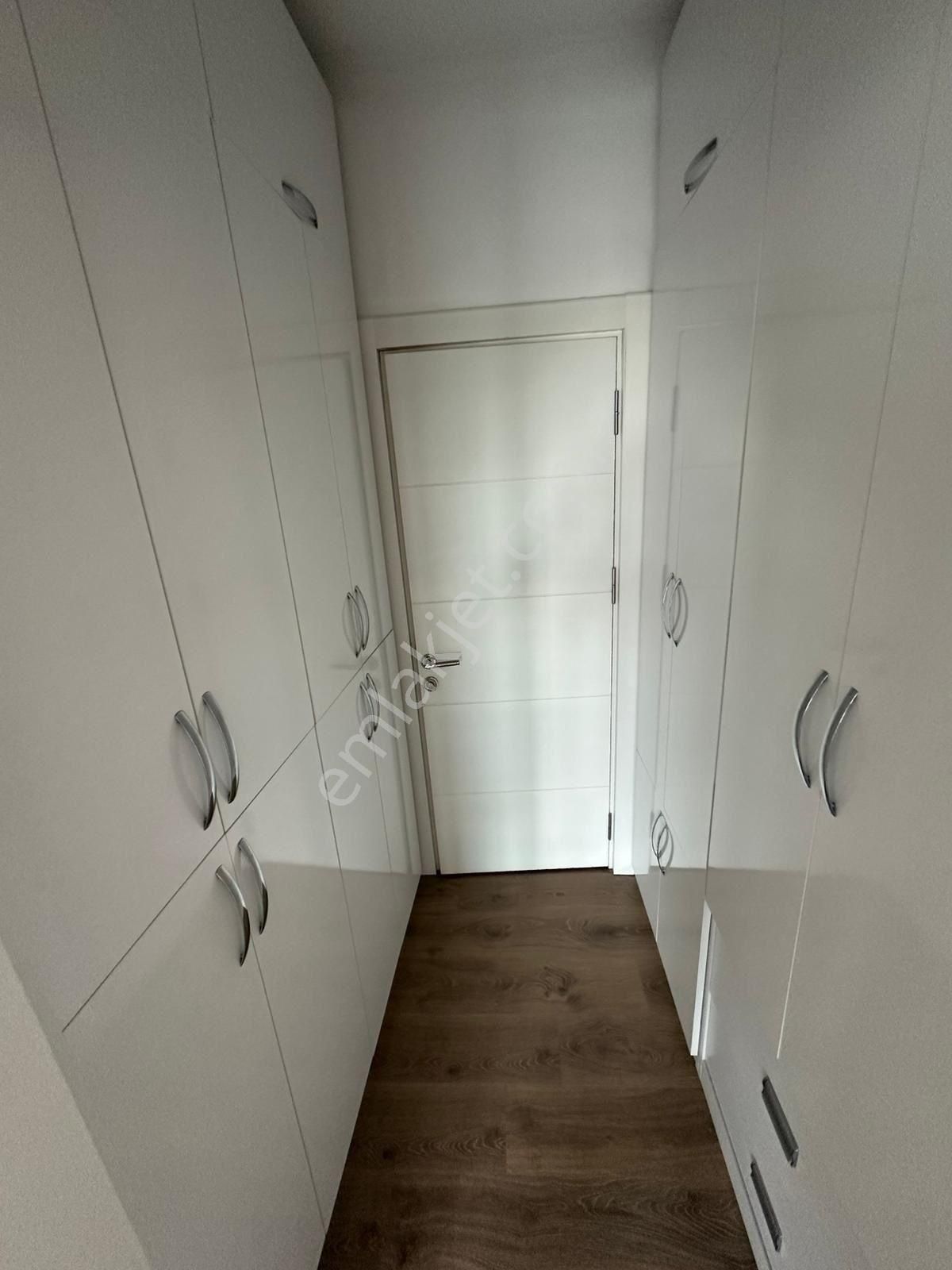 Koza Emlak'tan Törekent Mahalesinde Site İçinde Ara Katta Ebevyn Banyolu 4+1 Satılık Daire - Görsel 13