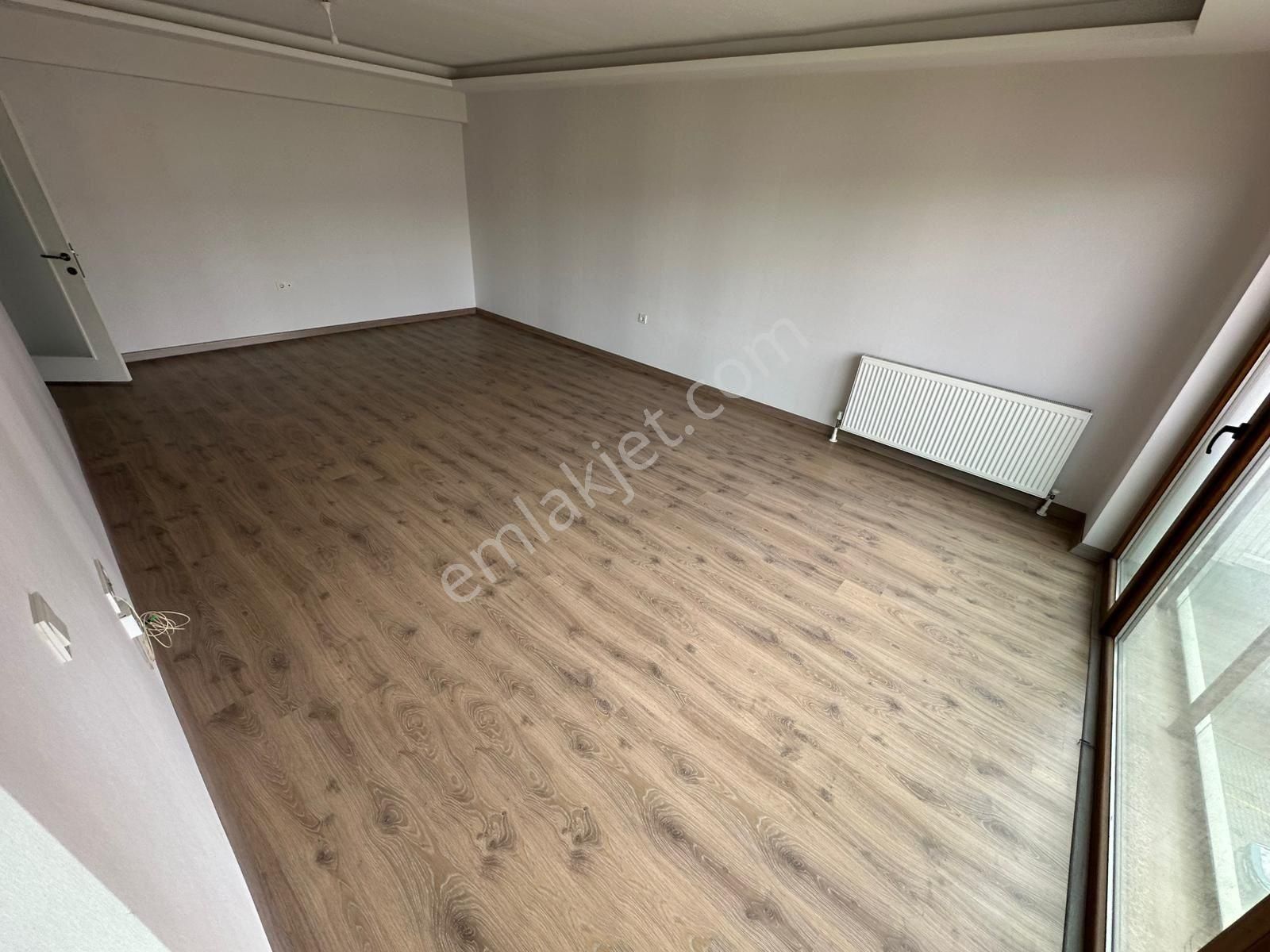 Koza Emlak'tan Törekent Mahalesinde Site İçinde Ara Katta Ebevyn Banyolu 4+1 Satılık Daire - Görsel 7