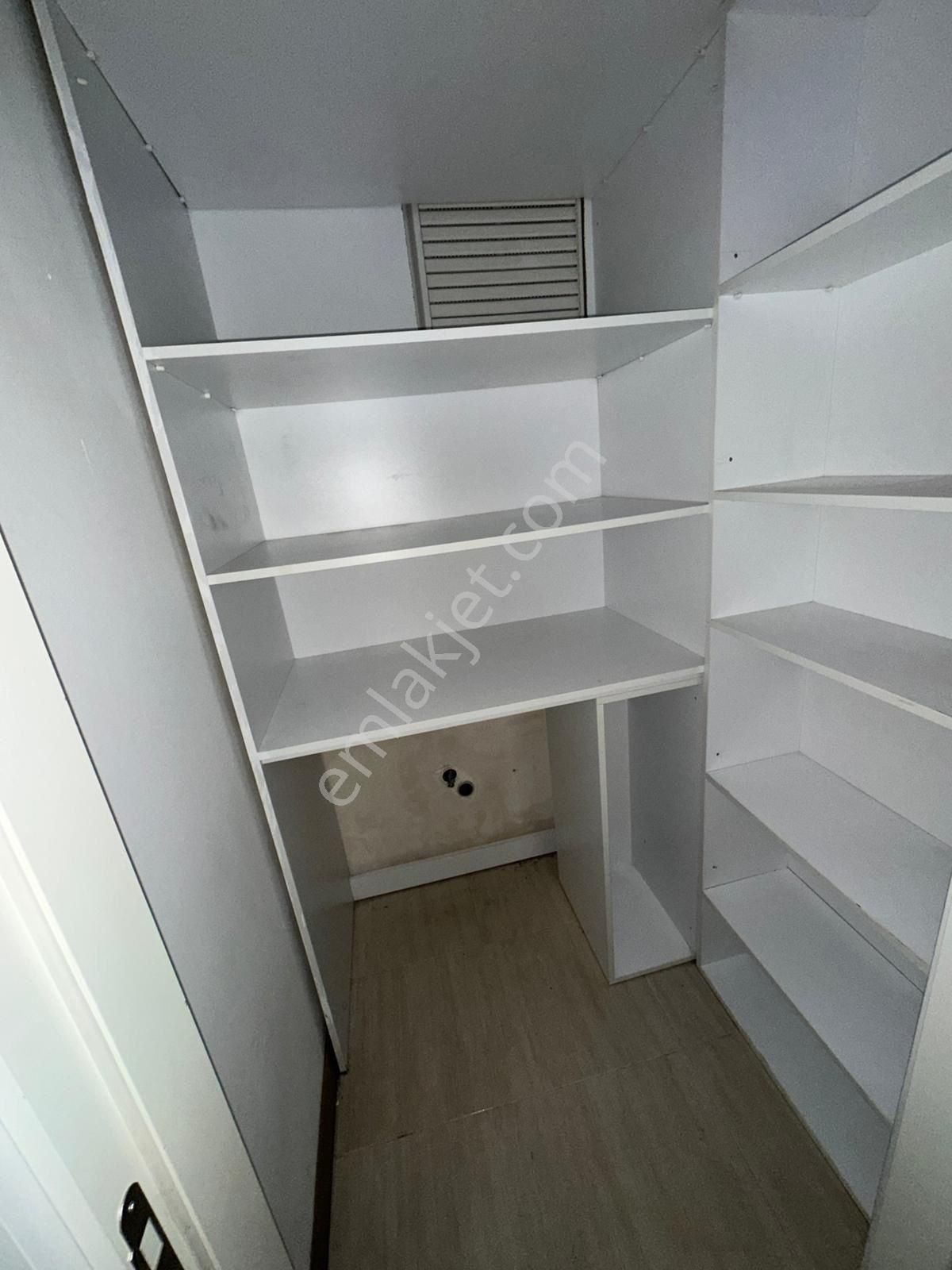 Koza Emlak'tan Törekent Mahalesinde Site İçinde Ara Katta Ebevyn Banyolu 4+1 Satılık Daire - Görsel 14