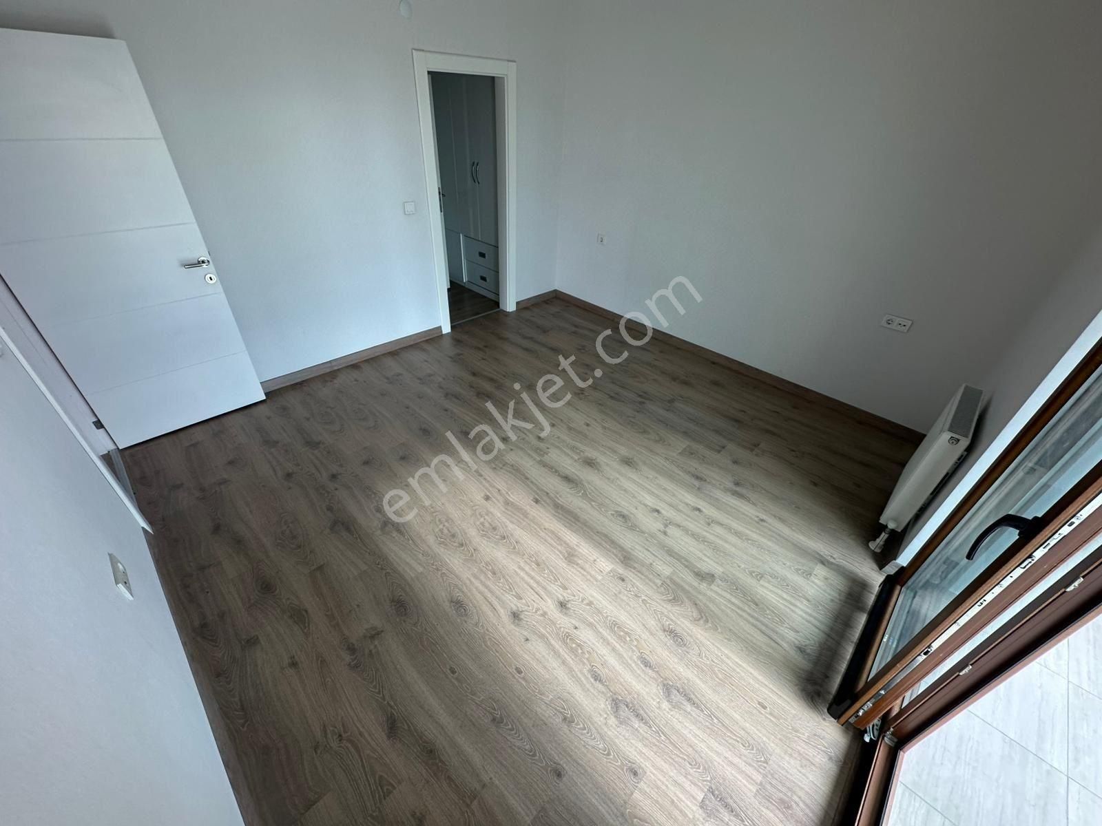 Koza Emlak'tan Törekent Mahalesinde Site İçinde Ara Katta Ebevyn Banyolu 4+1 Satılık Daire - Görsel 9