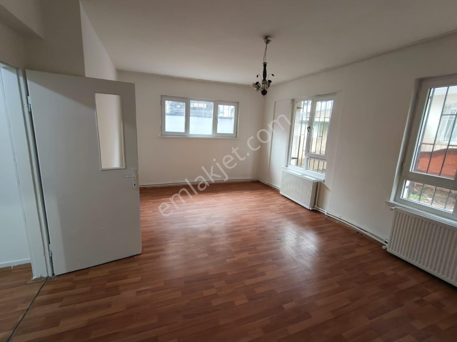 (3292) Köşk Mahallesi 2+1 Bağımsız Fırsat Dairesi