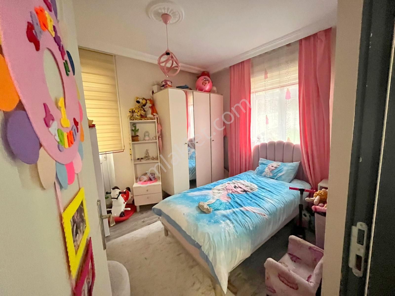 Şafak'tan Atış Caddesi Üzerinde 3+1 Lüks Yapılı 1.katta Acil! - Görsel 4