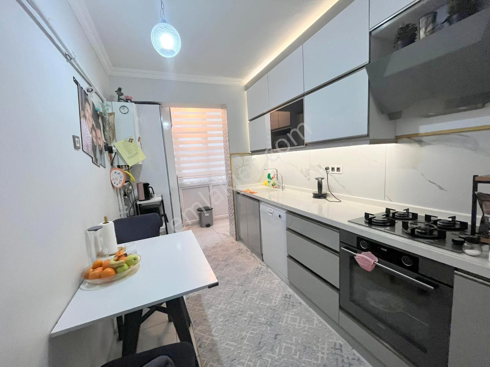 Şafak'tan Atış Caddesi Üzerinde 3+1 Lüks Yapılı 1.katta Acil! - Görsel 9