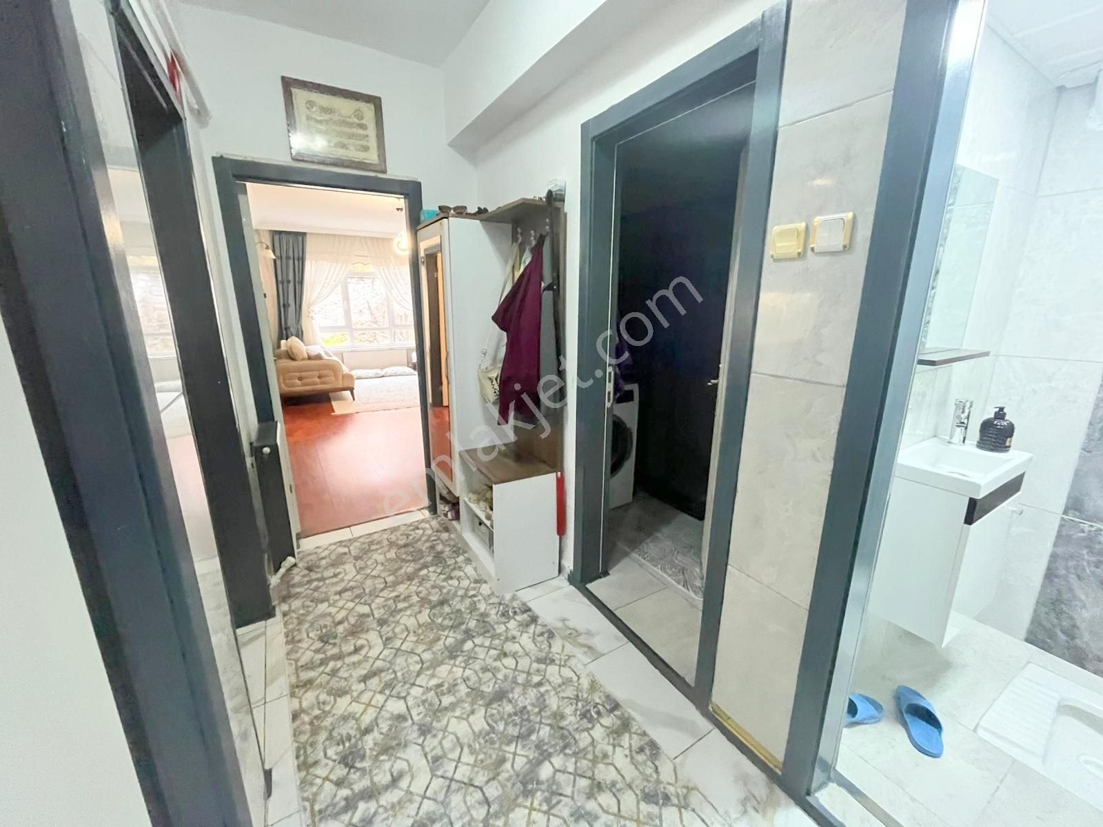 Şafak'tan Atış Caddesi Üzerinde 3+1 Lüks Yapılı 1.katta Acil! - Görsel 14