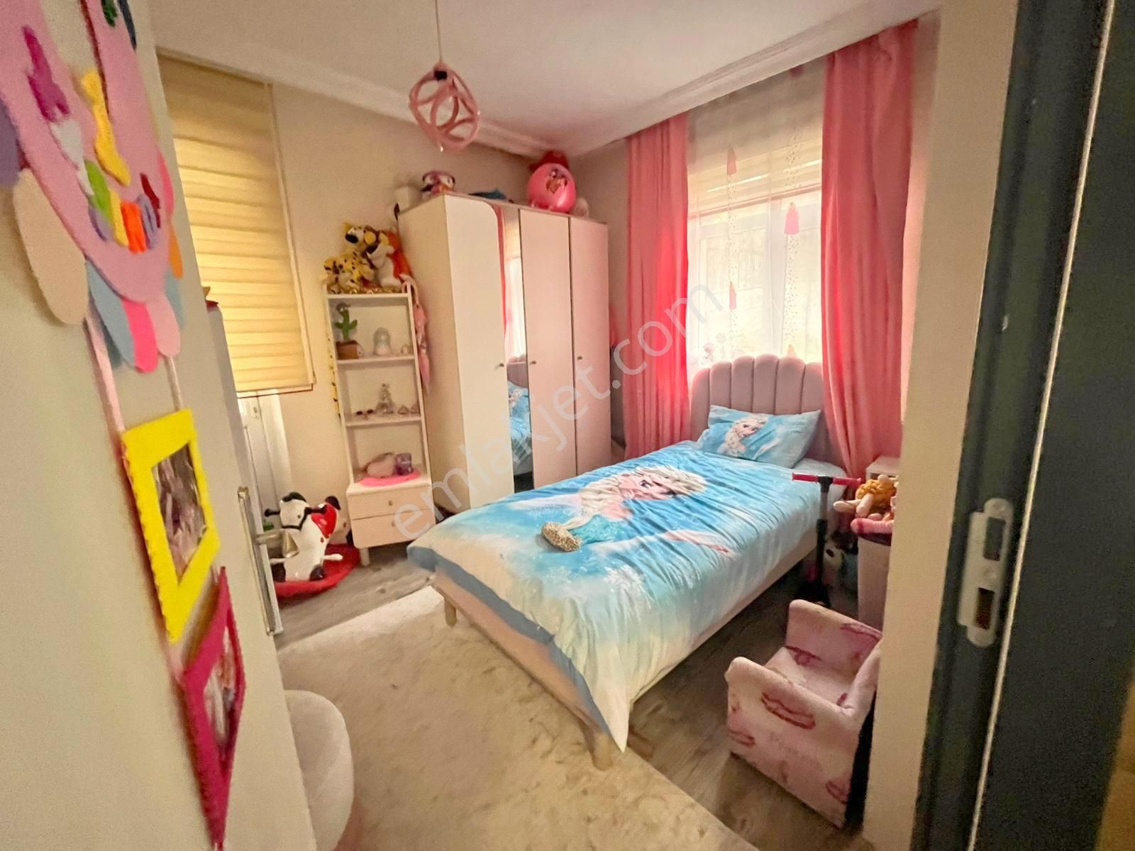 Şafak'tan Atış Caddesi Üzerinde 3+1 Lüks Yapılı 1.katta Acil! - Görsel 23