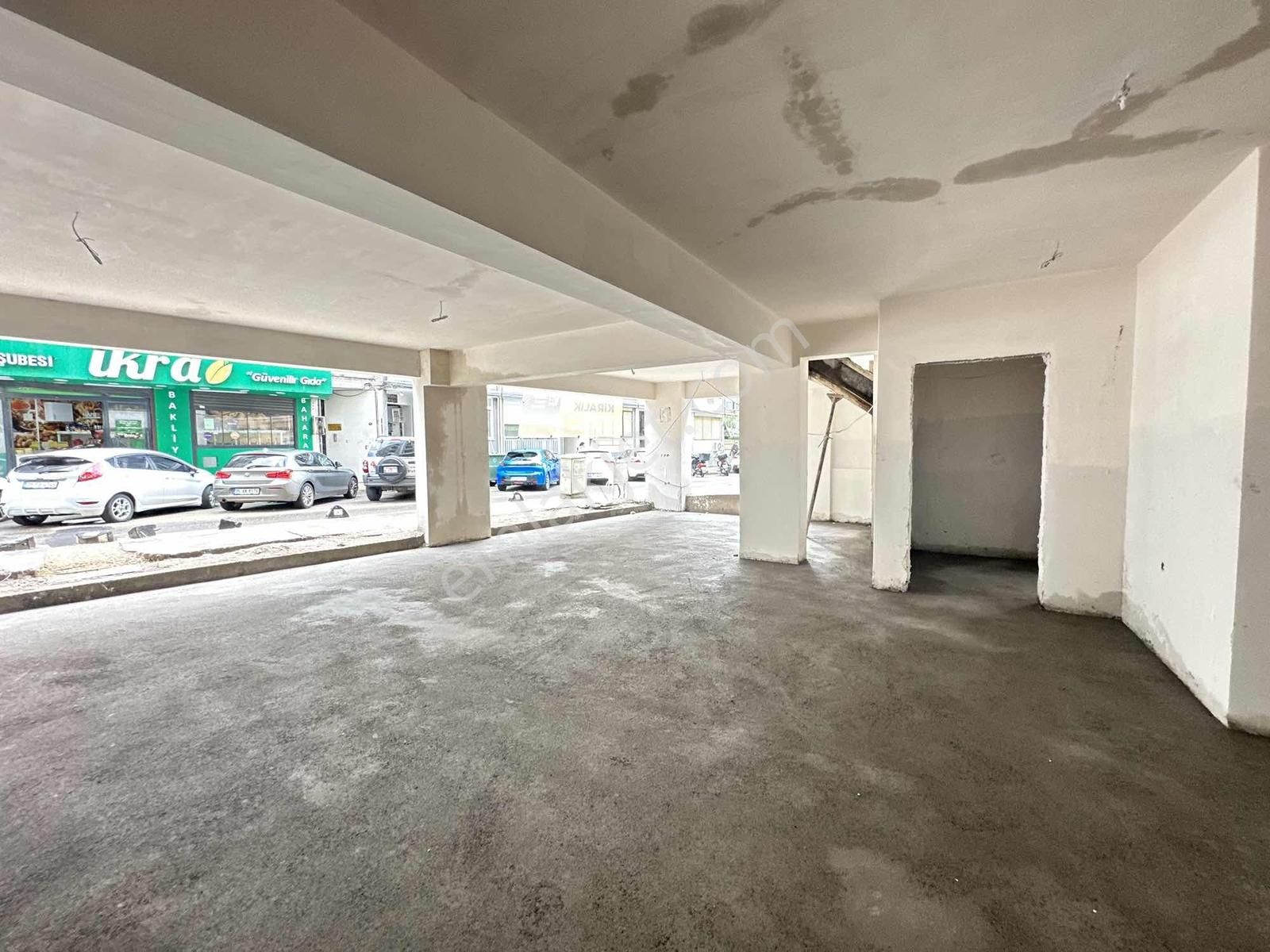 Betenyol Cadde Üzeri Emsalsiz 2 Katlı 180 M2 Kiralık Sıfır Köşe - Görsel 6