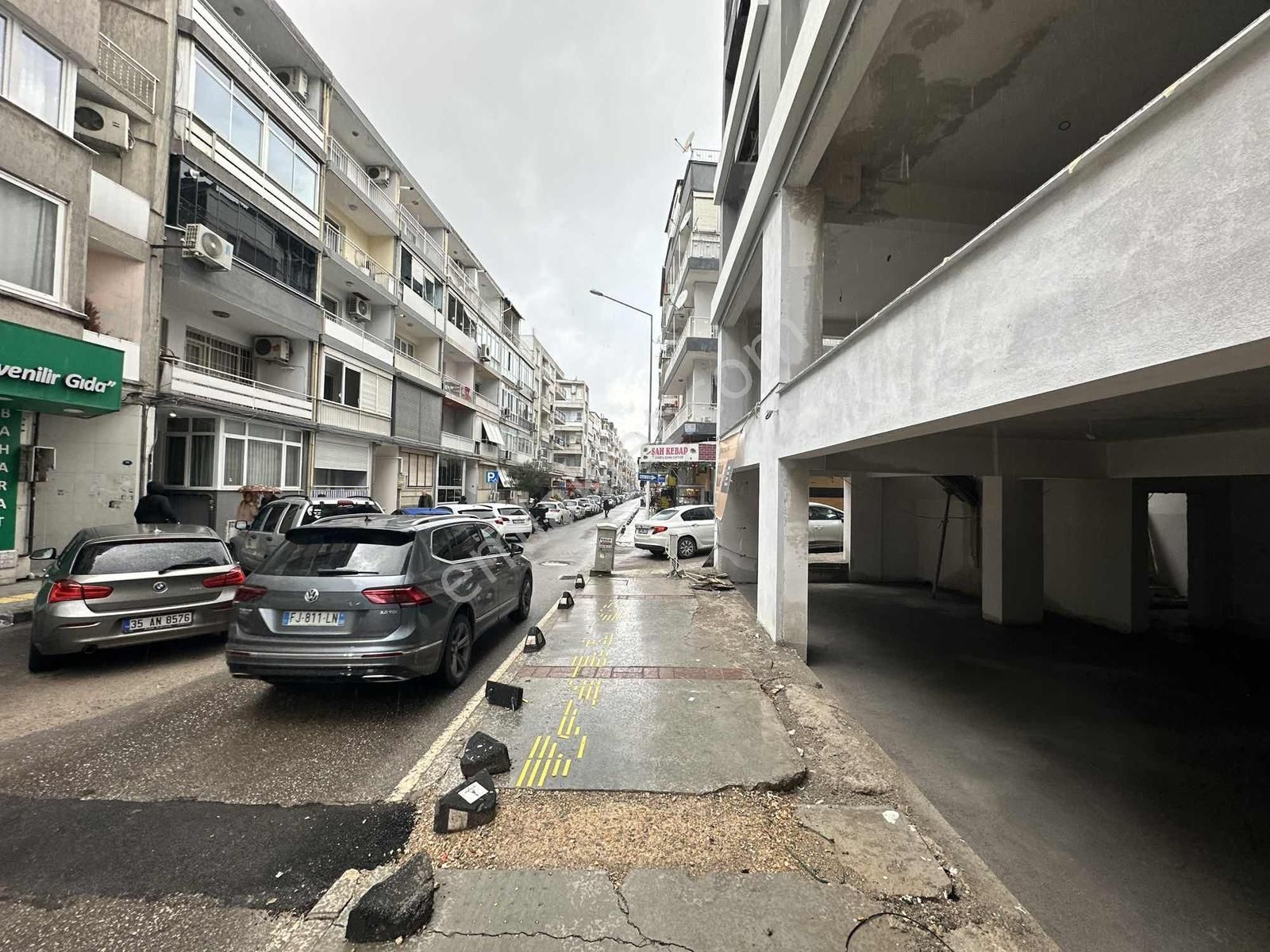 Betenyol Cadde Üzeri Emsalsiz 2 Katlı 180 M2 Kiralık Sıfır Köşe - Görsel 9