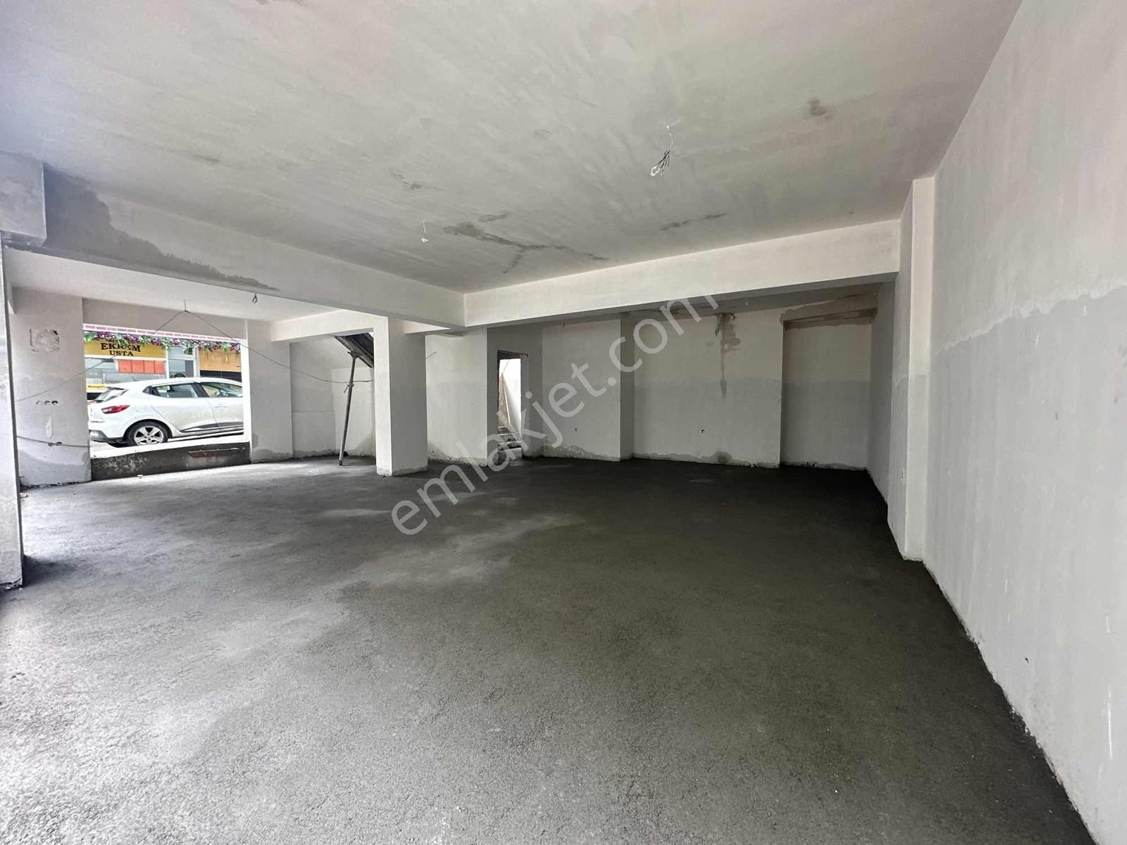 Betenyol Cadde Üzeri Emsalsiz 2 Katlı 180 M2 Kiralık Sıfır Köşe - Görsel 2