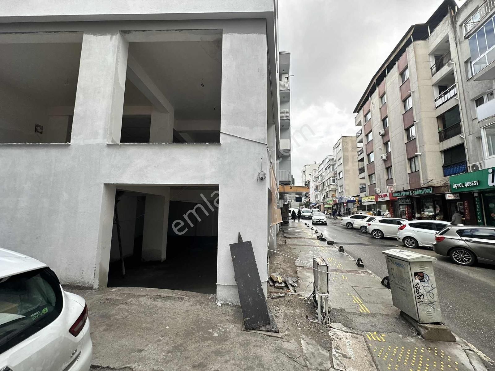 Betenyol Cadde Üzeri Emsalsiz 2 Katlı 180 M2 Kiralık Sıfır Köşe - Görsel 4