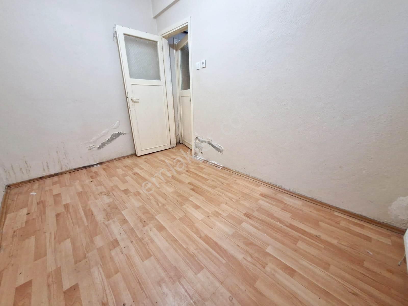 Kentsele Girecek Metro Metrobüs Yakını Satılık 2+1 Bodrum Daire - Görsel 12