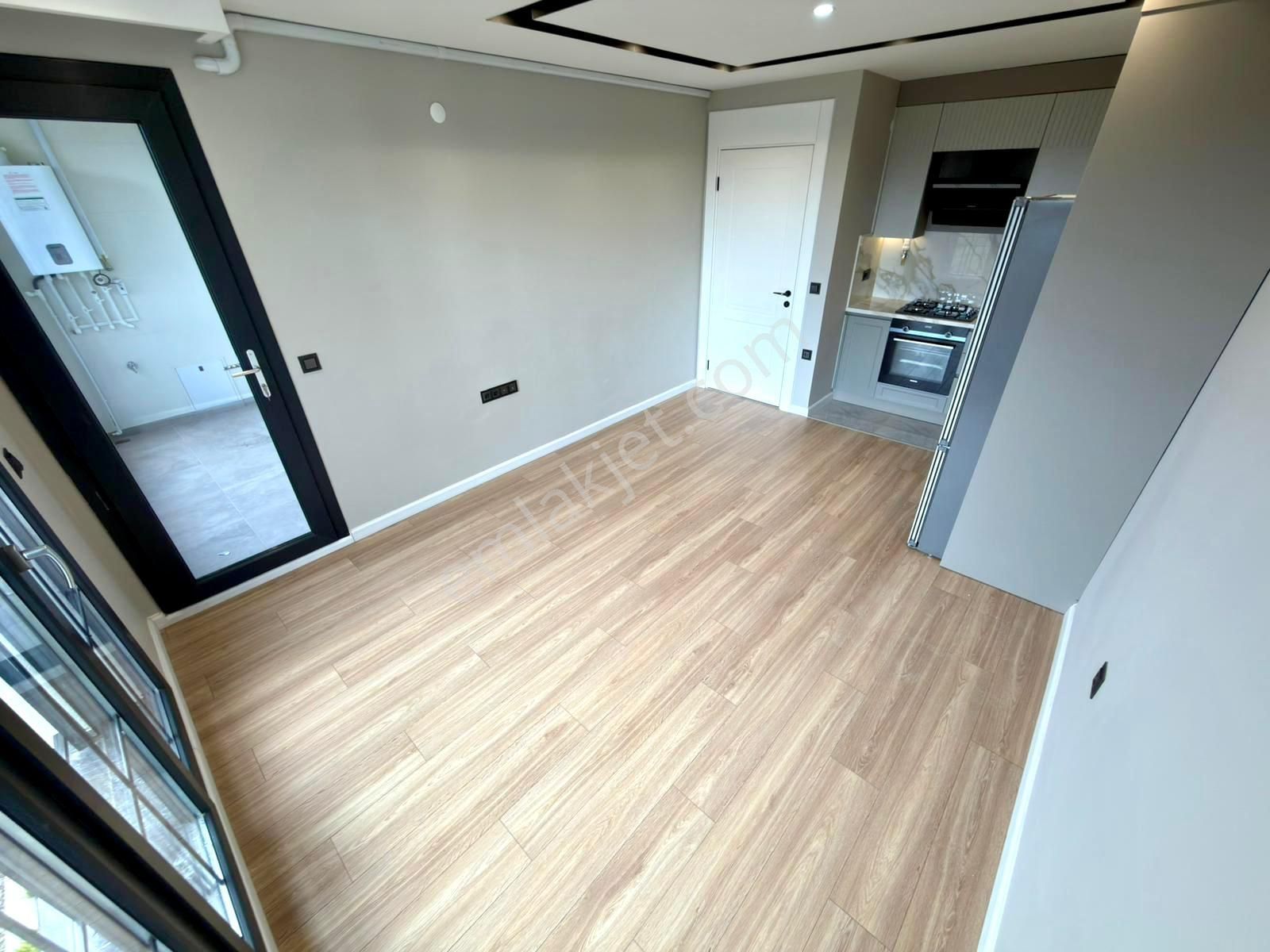 🏡 Referans'tan Altınkum'da Ara Kat Yerden Isıtmalı Modern Ve Şık Tasarımlı 1+1 Daire - Görsel 8