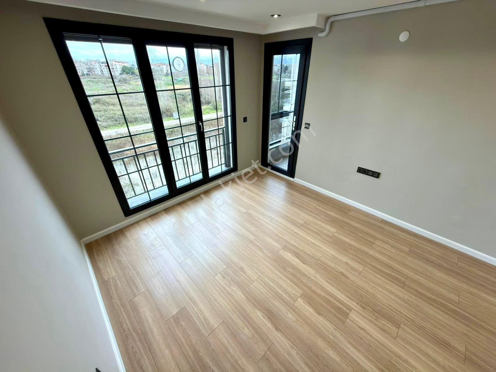 🏡 Referans'tan Altınkum'da Ara Kat Yerden Isıtmalı Modern Ve Şık Tasarımlı 1+1 Daire - Görsel 10