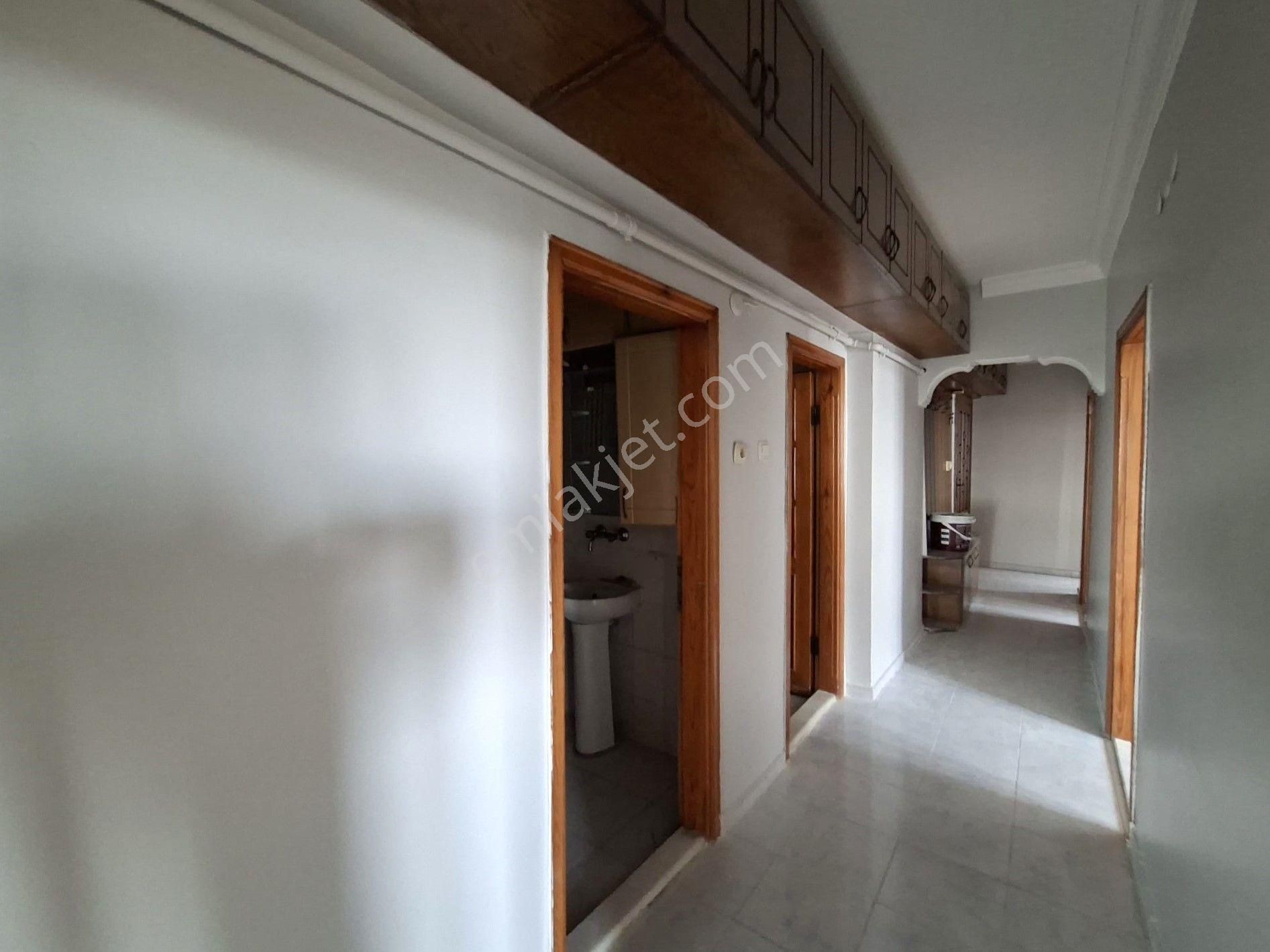 Recep Ümit'ten Gazi Yakup Satar Caddesi Üzeri , Büyük Park Karşısı Satılık 3+1 Asansörlü Daire. - Görsel 18