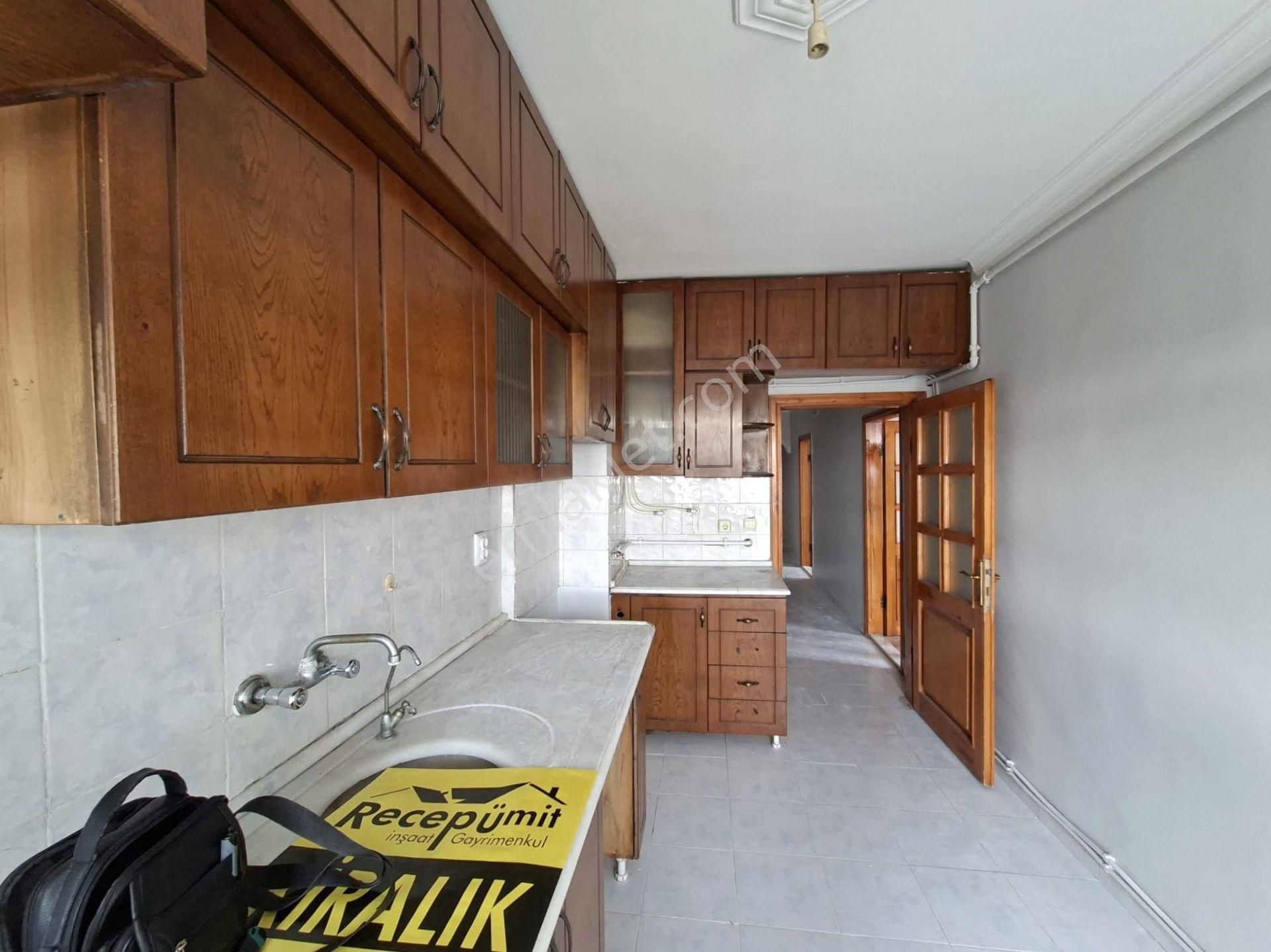 Recep Ümit'ten Gazi Yakup Satar Caddesi Üzeri , Büyük Park Karşısı Satılık 3+1 Asansörlü Daire. - Görsel 26