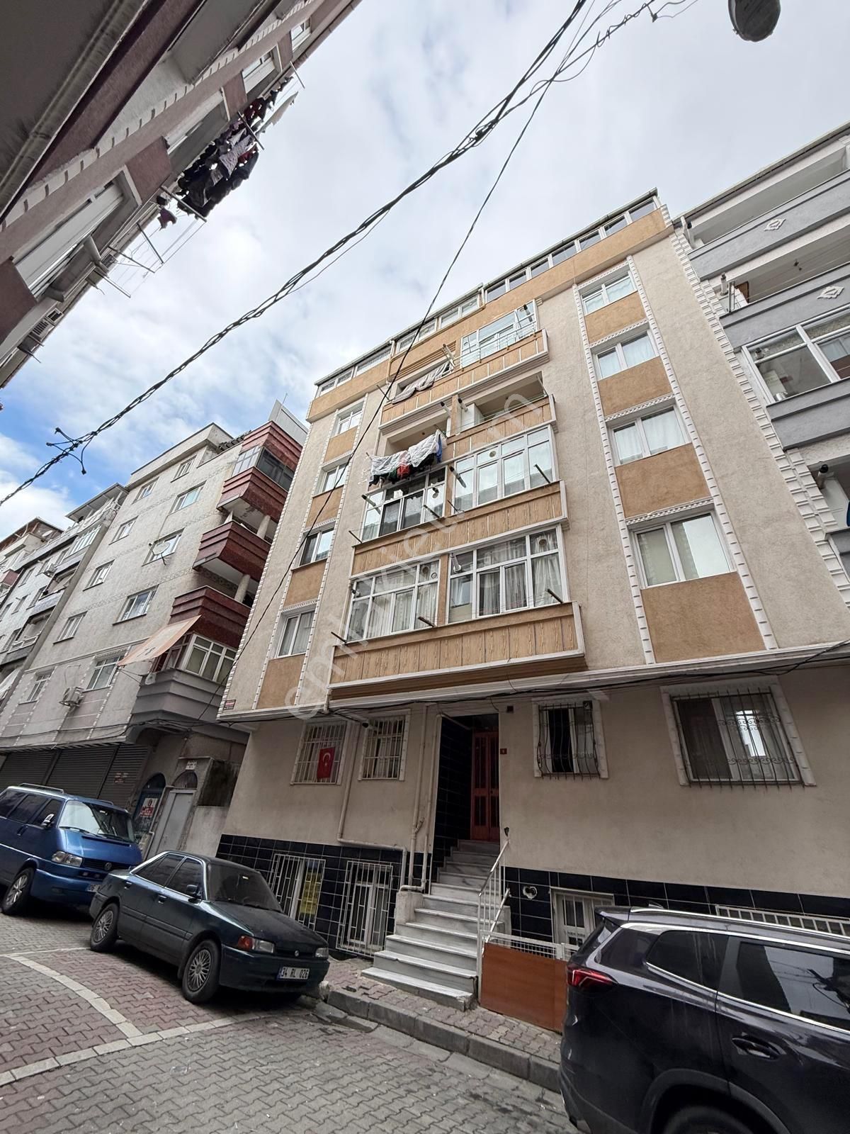 Fatih Emlaktan Mevlana Cami Yakını Satılık 2+1 Bahçekatı Daire - Görsel 14