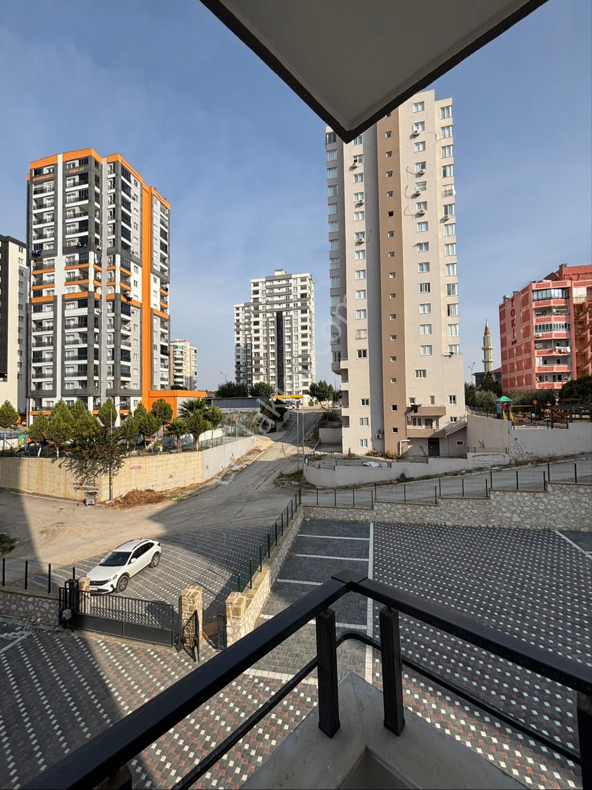 Lüks Kiralık 1+1 Daire Sıfır İskanlı Boş - Görsel 8